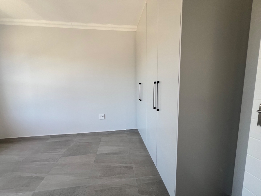 2 Bedroom Property for Sale in Table View Western Cape